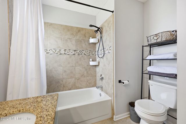 2308 LUANA Drive E, Jacksonville, FL 32246