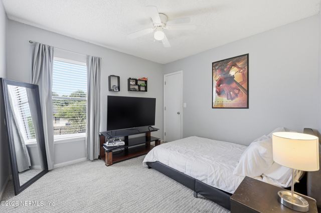 2308 LUANA Drive E, Jacksonville, FL 32246