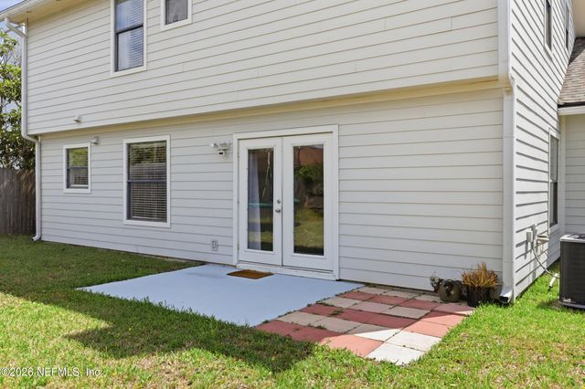 2308 LUANA Drive E, Jacksonville, FL 32246