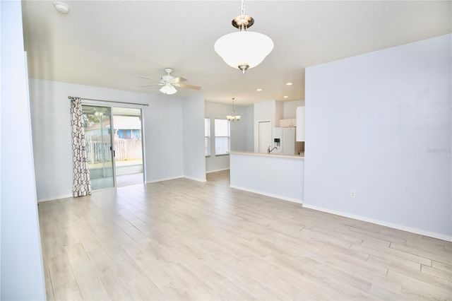 24421 BREEZY OAK COURT, Lutz, FL 33559