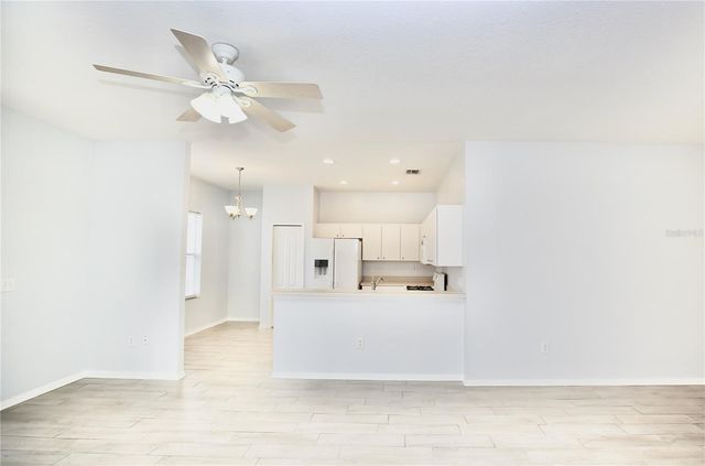 24421 BREEZY OAK COURT, Lutz, FL 33559