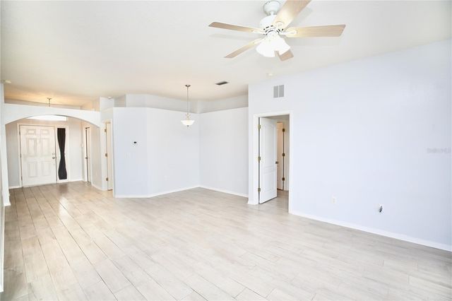 24421 BREEZY OAK COURT, Lutz, FL 33559