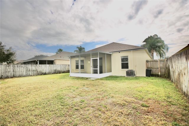 24421 BREEZY OAK COURT, Lutz, FL 33559