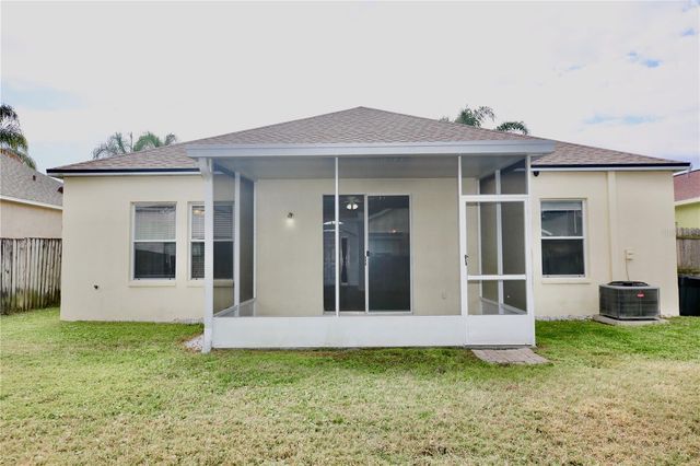 24421 BREEZY OAK COURT, Lutz, FL 33559