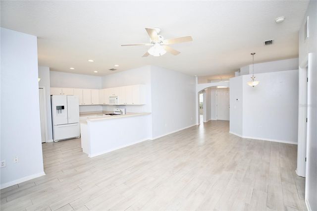 24421 BREEZY OAK COURT, Lutz, FL 33559