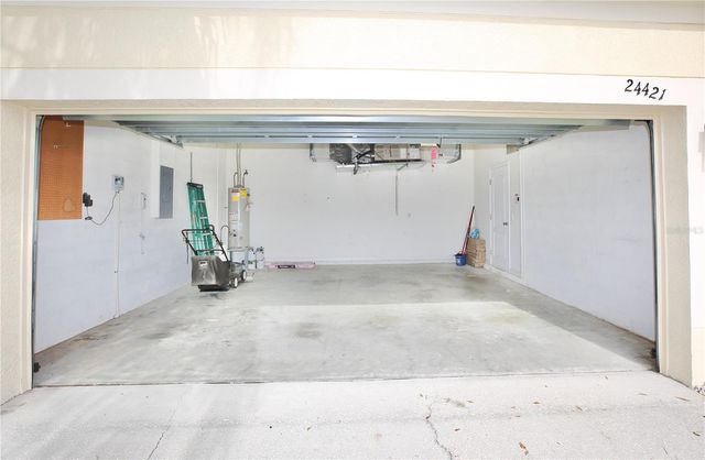 24421 BREEZY OAK COURT, Lutz, FL 33559