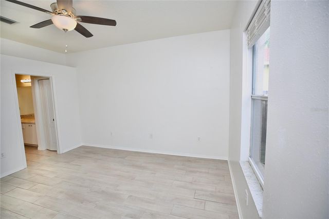 24421 BREEZY OAK COURT, Lutz, FL 33559