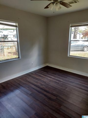 1738 CREEKWAY AVENUE SW, Birmingham, AL 35211