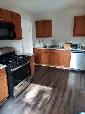 1738 CREEKWAY AVENUE SW, Birmingham, AL 35211