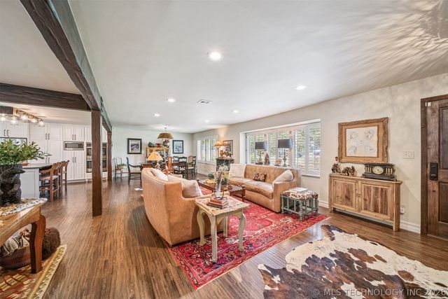 3606 S Gary Place, Tulsa, OK 74105
