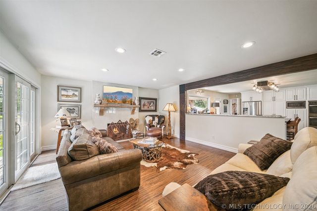 3606 S Gary Place, Tulsa, OK 74105