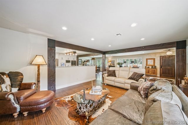 3606 S Gary Place, Tulsa, OK 74105