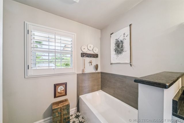 3606 S Gary Place, Tulsa, OK 74105