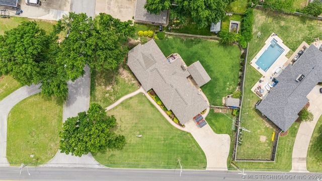 3606 S Gary Place, Tulsa, OK 74105