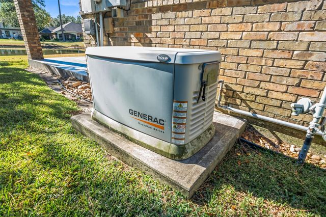 8422 Malardcrest Drive, Humble, TX 77346