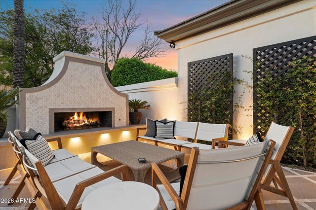 5700 E SANNA Street, Paradise Valley, AZ 85253
