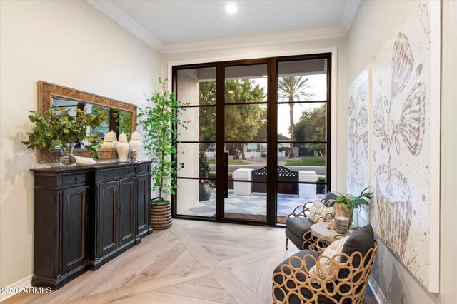 5700 E SANNA Street, Paradise Valley, AZ 85253