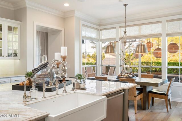 5700 E SANNA Street, Paradise Valley, AZ 85253
