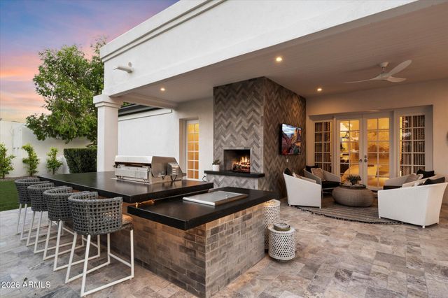 5700 E SANNA Street, Paradise Valley, AZ 85253