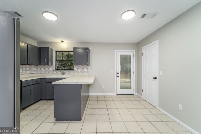 565 Killingsworth Road, Jesup, GA 31545