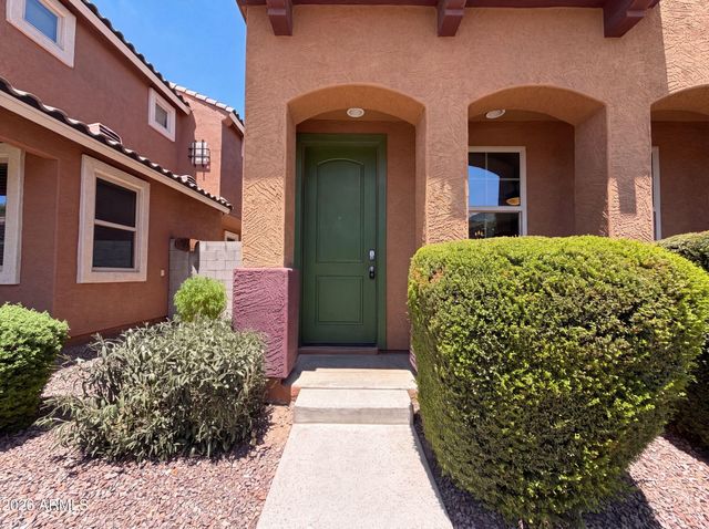 7730 W GILES Road, Phoenix, AZ 85035