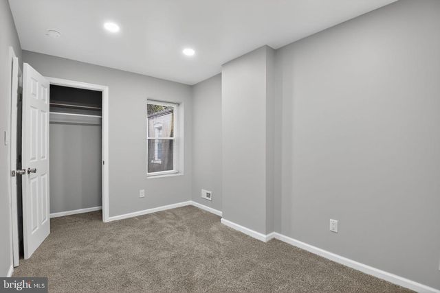 240 N LOMBARD ST, Wilmington, DE 19801