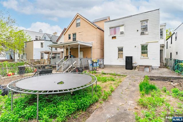 176C Parker Street, Newark, NJ 07104