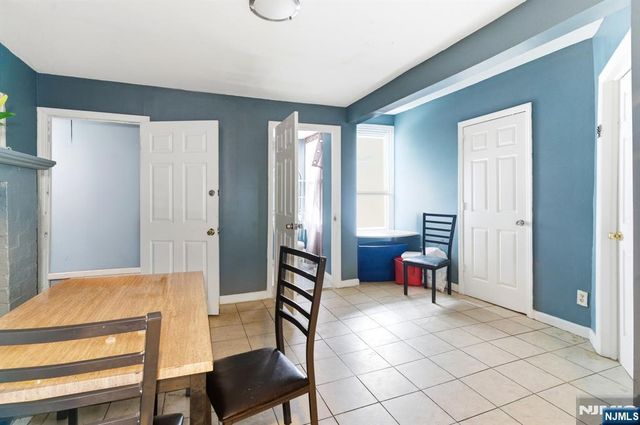 176C Parker Street, Newark, NJ 07104