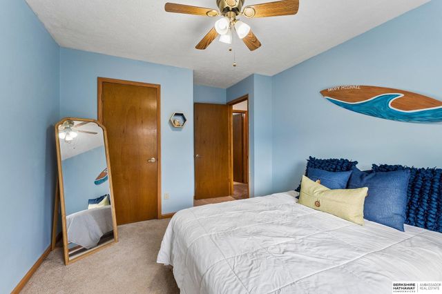 15317 Lafayette Avenue, Omaha, NE 68154