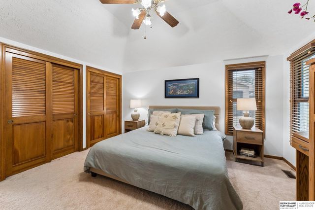 15317 Lafayette Avenue, Omaha, NE 68154
