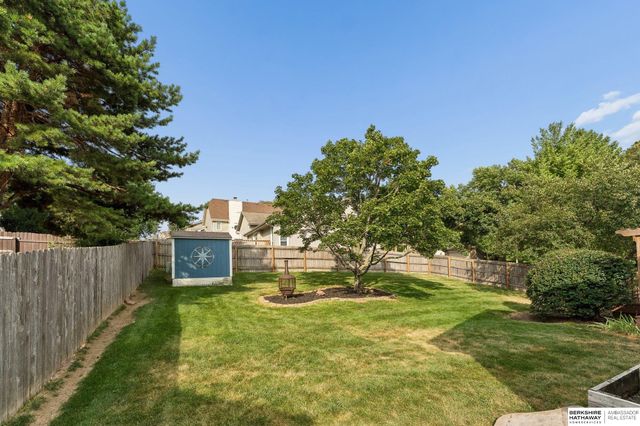 15317 Lafayette Avenue, Omaha, NE 68154