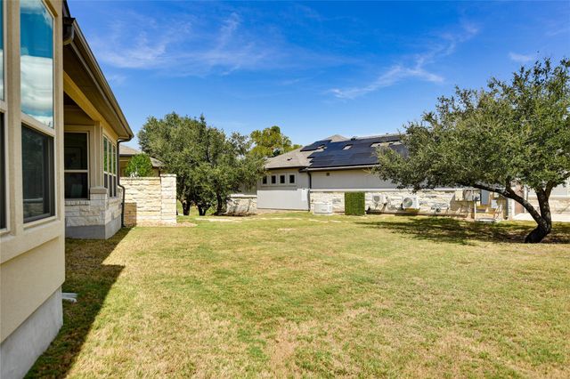 949 Indian Hawthorne DR, Georgetown, TX 78628
