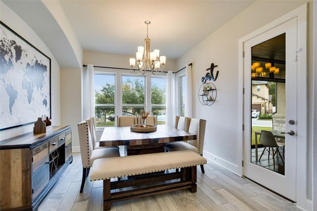 949 Indian Hawthorne DR, Georgetown, TX 78628