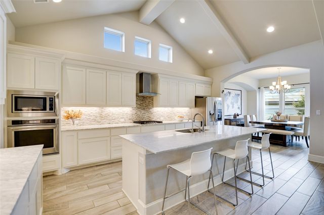 949 Indian Hawthorne DR, Georgetown, TX 78628