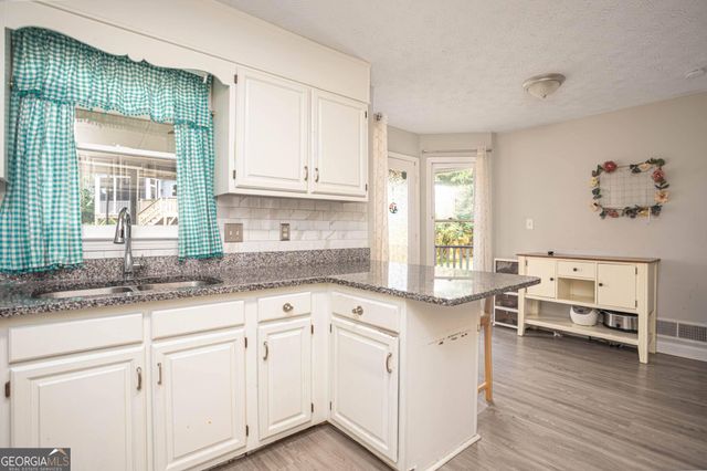 3170 Pine Cove Court SW, Lilburn, GA 30047