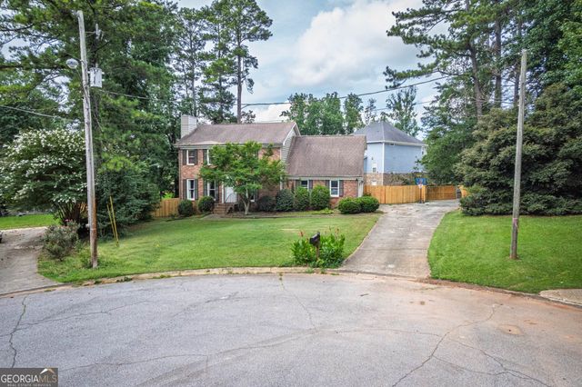 3170 Pine Cove Court SW, Lilburn, GA 30047