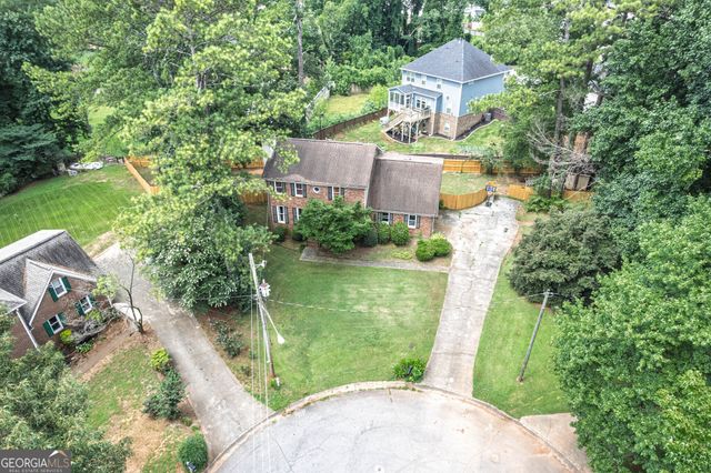 3170 Pine Cove Court SW, Lilburn, GA 30047