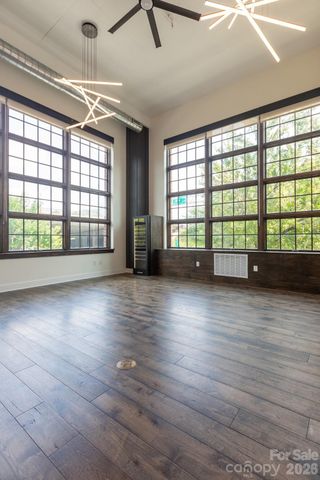 715 N Graham Street 201, Charlotte, NC 28202