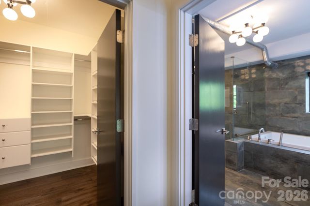 715 N Graham Street 201, Charlotte, NC 28202