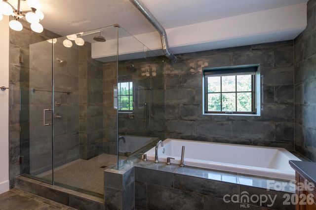 715 N Graham Street 201, Charlotte, NC 28202