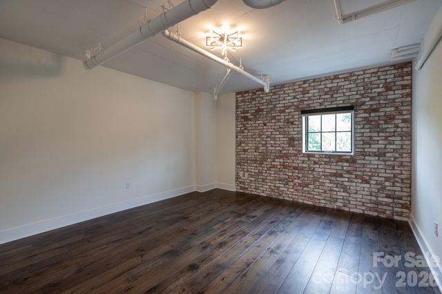 715 N Graham Street 201, Charlotte, NC 28202