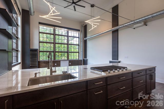 715 N Graham Street 201, Charlotte, NC 28202