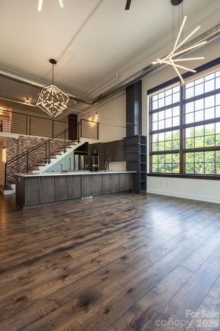 715 N Graham Street 201, Charlotte, NC 28202