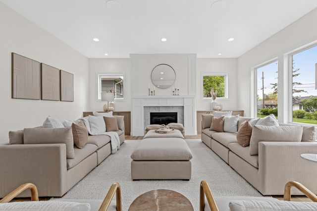 6100 Abbott Avenue S, Edina, MN 55410