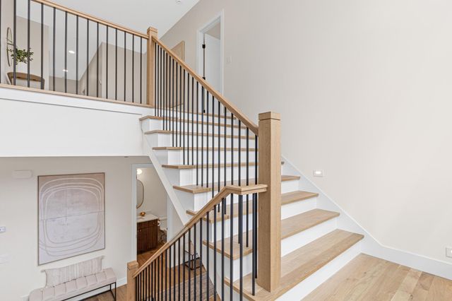 6100 Abbott Avenue S, Edina, MN 55410