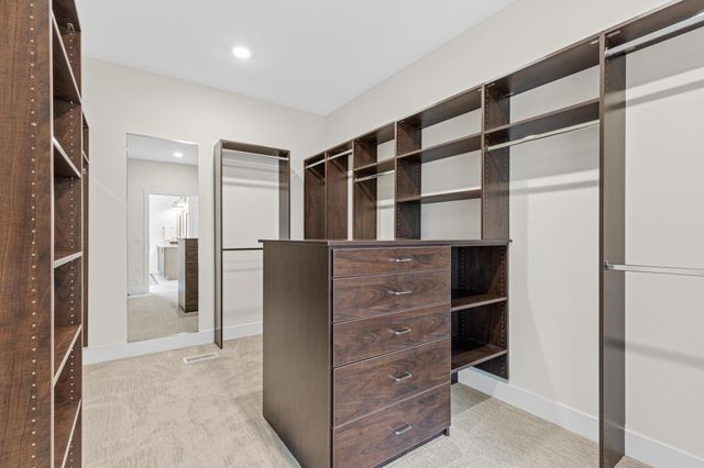 6100 Abbott Avenue S, Edina, MN 55410