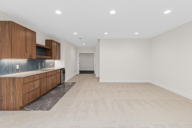 6100 Abbott Avenue S, Edina, MN 55410