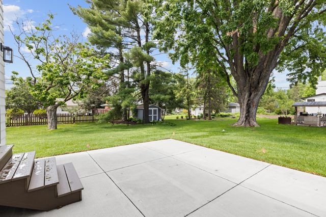 6100 Abbott Avenue S, Edina, MN 55410