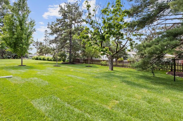6100 Abbott Avenue S, Edina, MN 55410