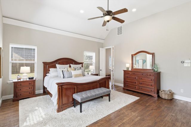 1149 Whisper Willows Drive, Fort Worth, TX 76052